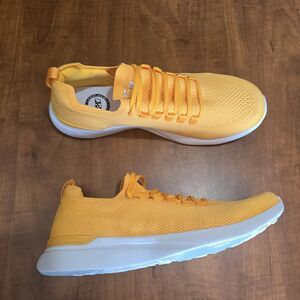 NEW APL Mens Techloom Breeze Mango Orange Low Top Lace Up Sneakers 11